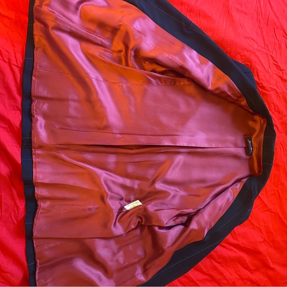 Pin stripe tailored jacket with red details - Picture 2 of 12